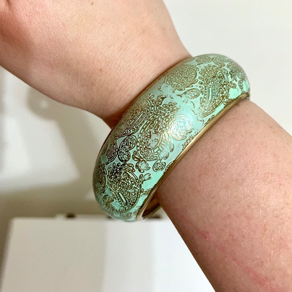 Paisley Mint and Burnt Gold Colored Metal Bangle - Picture 5 of 5
